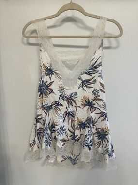 Free People Women’s Medium Top Boho Lace TrimSleeveless